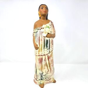 Vintage Mexican Clay Figurine – Hand-Painted Woman with Calla Lilies
